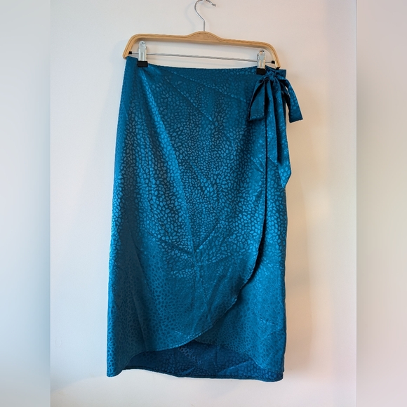 Satan teal wrap skirt (Medium) - Picture 1 of 5